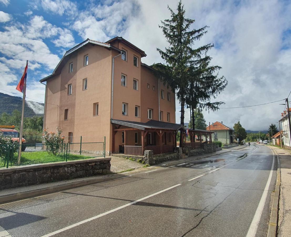 Villa Dijana Gračac Exteriör bild