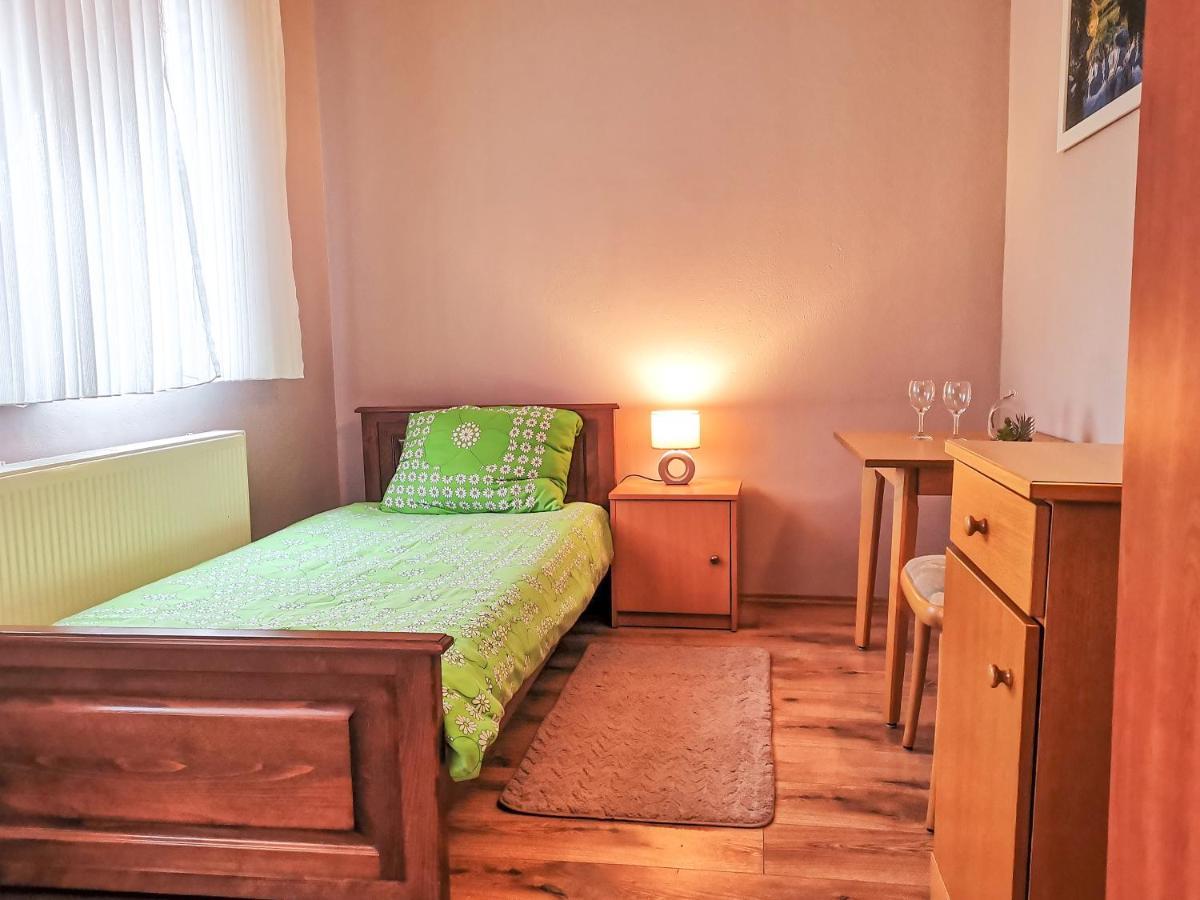 Villa Dijana Gračac Exteriör bild